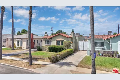 8823 S Wilton Pl, Los Angeles, CA 90047 - Photo 3