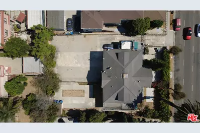 2241 Crenshaw Blvd, Los Angeles, CA 90016 - Photo 3