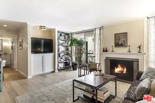 906 N Doheny Dr, West Hollywood, CA 90069 - Photo 3