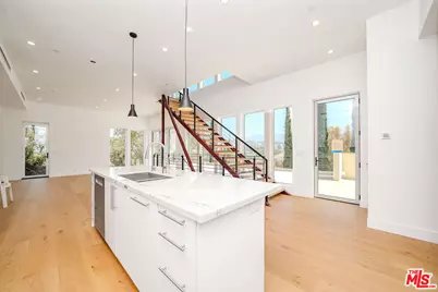2882 El Roble Dr, Los Angeles, CA 90041 - Photo 25