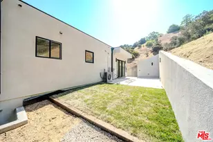 2882 El Roble Dr, Los Angeles, CA 90041 - Photo 37