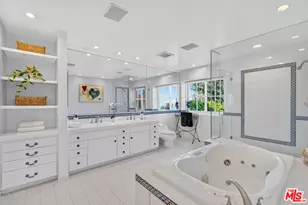 2663 Cordelia Rd, Los Angeles, CA 90049 - Photo 31