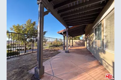 2423 Carolyn Dr, Palmdale, CA 93551 - Photo 5