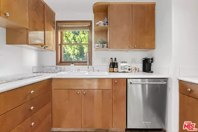 1914 Fairburn Ave, Los Angeles, CA 90025 - Photo 21