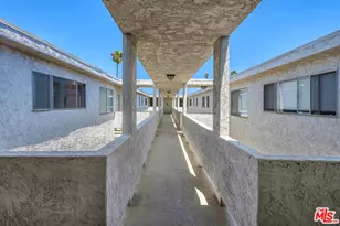 1021 12th St, Santa Monica, CA 90403 - Photo 13