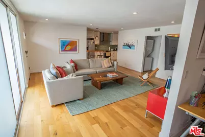 8358 Manitoba St #5, Playa del Rey, CA 90293 - Photo 5