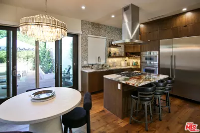8501 Belford Ave, Los Angeles, CA 90045 - Photo 19