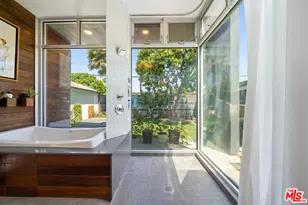 2817 Virginia Ave, Santa Monica, CA 90404 - Photo 27