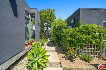 2817 Virginia Ave, Santa Monica, CA 90404 - Photo 43