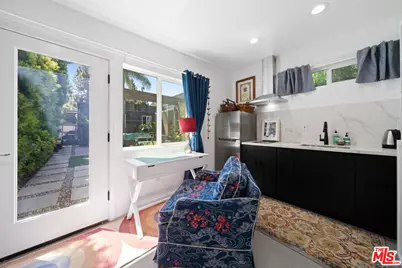 2817 Virginia Ave, Santa Monica, CA 90404 - Photo 35