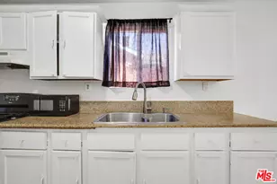 1208 E 74th St, Los Angeles, CA 90001 - Photo 9