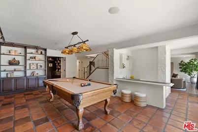 9830 Beeson Dr, Los Angeles, CA 90210 - Photo 27