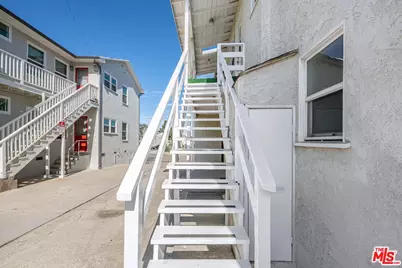 8207 Crenshaw Dr, Inglewood, CA 90305 - Photo 55