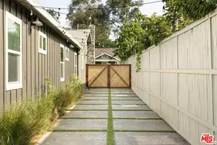 3342 W 27th St, Los Angeles, CA 90018 - Photo 37