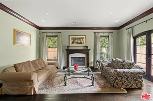 360 S Crescent Dr, Beverly Hills, CA 90212 - Photo 5