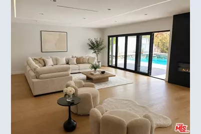 2252 Gloaming Way, Los Angeles, CA 90210 - Photo 7