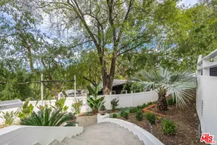 6969 Woodrow Wilson Dr, Los Angeles, CA 90068 - Photo 41