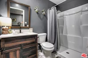 20241 Baltar St, Los Angeles, CA 91306 - Photo 23