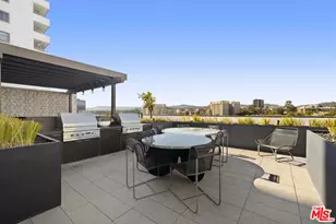 10777 Wilshire Blvd, Los Angeles, CA 90024 - Photo 17