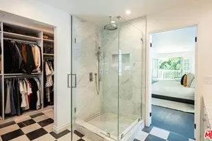 14030 Roblar Rd, Los Angeles, CA 91423 - Photo 11