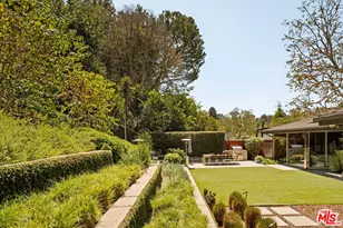 840 Leonard Rd, Los Angeles, CA 90049 - Photo 19