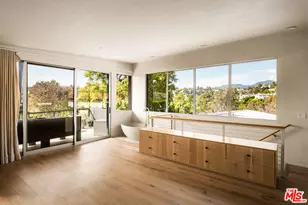295 Mabery Rd, Santa Monica, CA 90402 - Photo 33