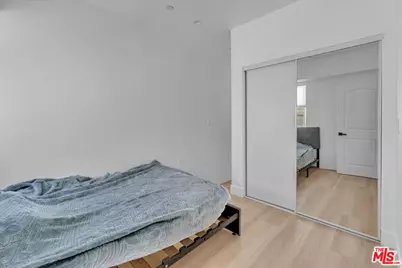 11018 Olinda St, Los Angeles, CA 91352 - Photo 31