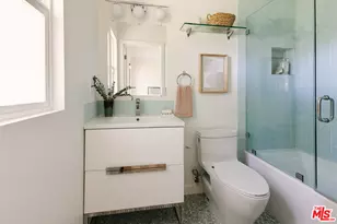 10346 Ilona Ave, Los Angeles, CA 90064 - Photo 23