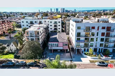 1059 S Corning St, Los Angeles, CA 90035 - Photo 13