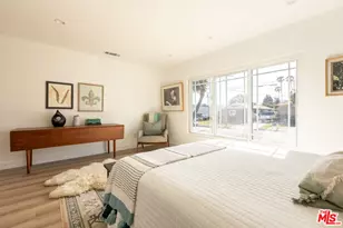 10516 Cimarron St, Los Angeles, CA 90047 - Photo 27