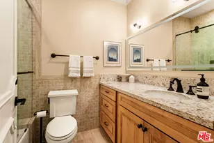 1370 Kelton Ave, Los Angeles, CA 90024 - Photo 25
