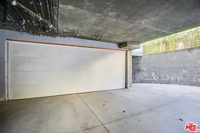2222 6th St #B, Santa Monica, CA 90405 - Photo 9