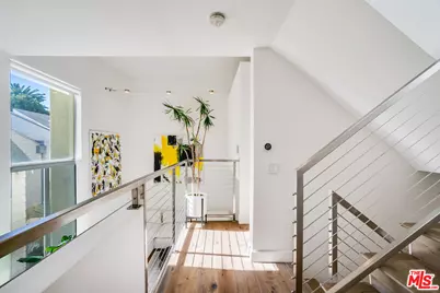 2222 6th St #B, Santa Monica, CA 90405 - Photo 25