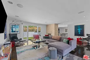 7561 Devista Dr, Los Angeles, CA 90046 - Photo 3
