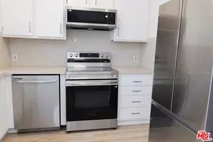 10747 Wilshire Blvd, Los Angeles, CA 90024 - Photo 25