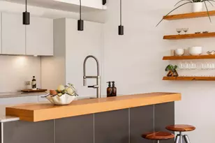 1329 California Ave, Santa Monica, CA 90403 - Photo 11