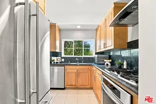 5328 Village Green, Los Angeles, CA 90016 - Photo 11