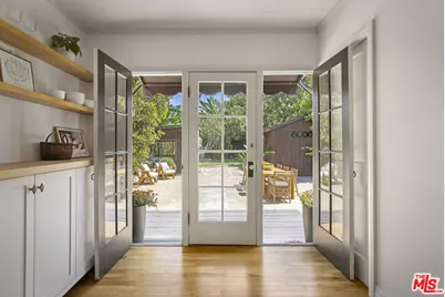 2948 S Norton Ave, Los Angeles, CA 90018 - Photo 31