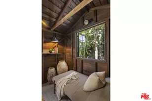 2948 S Norton Ave, Los Angeles, CA 90018 - Photo 43