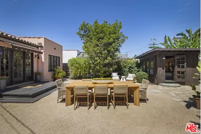 2948 S Norton Ave, Los Angeles, CA 90018 - Photo 35