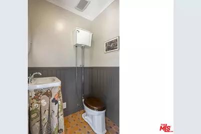 2948 S Norton Ave, Los Angeles, CA 90018 - Photo 19