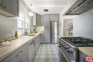 2948 S Norton Ave, Los Angeles, CA 90018 - Photo 17