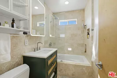 837 Westmount Dr, West Hollywood, CA 90069 - Photo 19