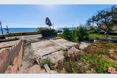 21443 Pacific Coast Hwy, Malibu, CA 90265 - Photo 15