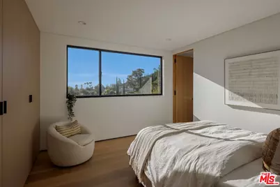 8636 Edwin Dr, Los Angeles, CA 90046 - Photo 51