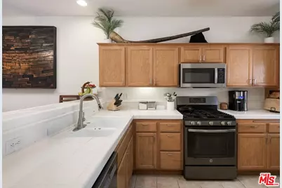 609 Central Ave #3, Buellton, CA 93427 - Photo 9