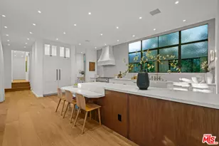 745 Sunset Ave, Venice, CA 90291 - Photo 11