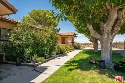 35335 89th St, Littlerock, CA 93543 - Photo 3