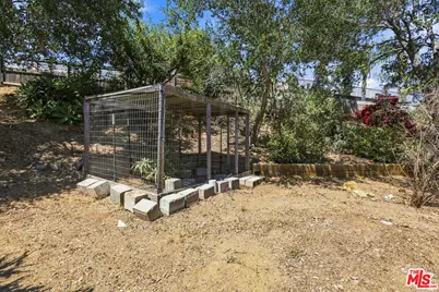 575 E Thomas St, Oak View, CA 93022 - Photo 29