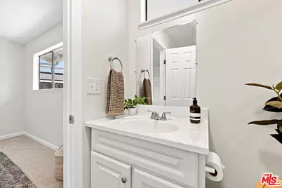 575 E Thomas St, Oak View, CA 93022 - Photo 17
